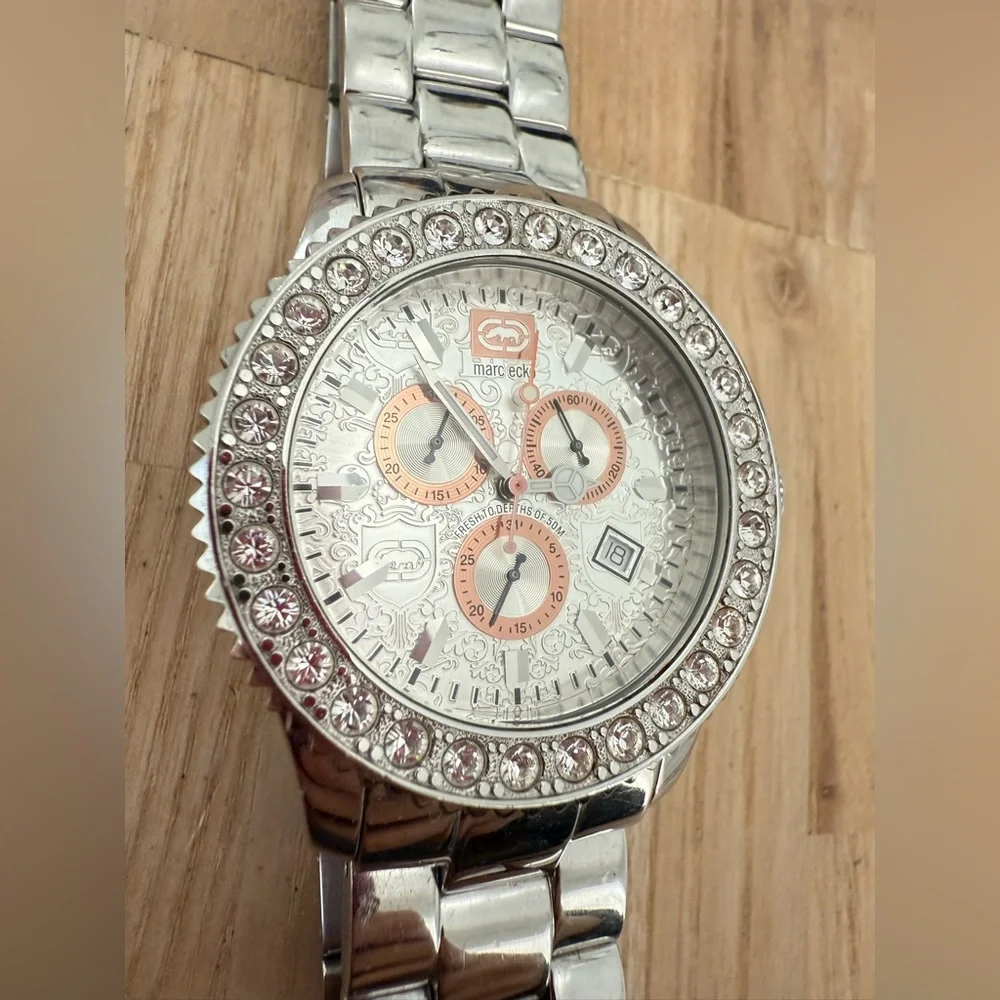 Marc Ecko silver tone masterpiece chrono crystal Accented watch NEW BATTERY